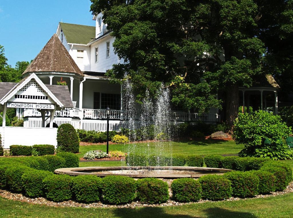 The Thompson House Hotel Уиндъм Екстериор снимка